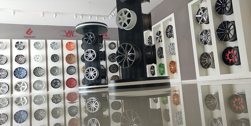 truck wheel manufacturer